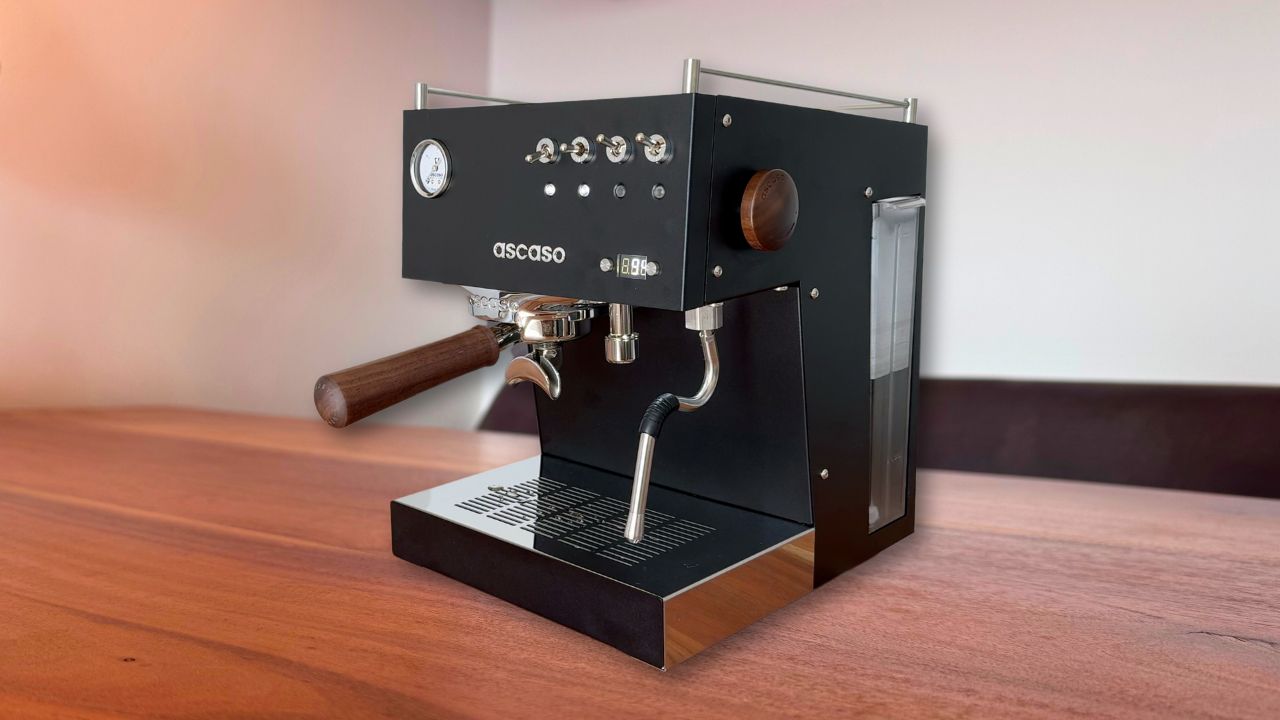 Ascaso Steel Duo PID V2 espresso machine on a wooden table – high-end home espresso machine with dual thermoblock system